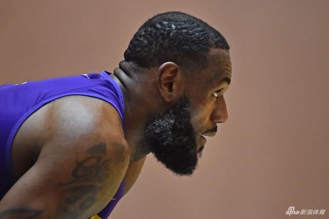 官方：大马丁当选FIFA2024年最佳门将